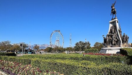 Antalya 4 milyon yazlık çiçekle bahara hazırlanıyor