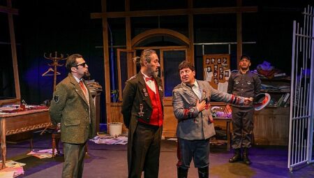 AŞT Dünya Tiyatro Günü’nü üç ayrı sahnede üç farklı oyunda kutladı