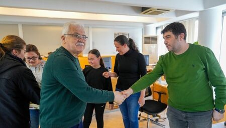 Başkan Ali Kemal Deveciler, Belediye Personeliyle Bayramlaştı