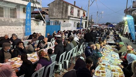 Başkan Çerçioğlu her gün binlerce vatandaşı iftar sofralarında buluşturmaya devam ediyor