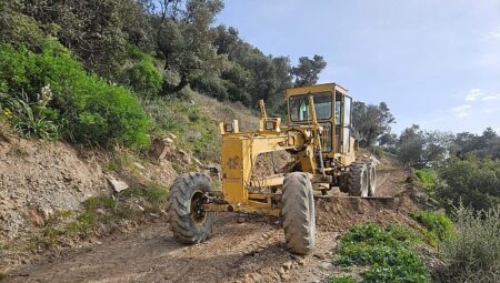 Başkan Çerçioğlu’nun Çalışmalarıyla Kırsal Mahallelerin Yolları Yenileniyor