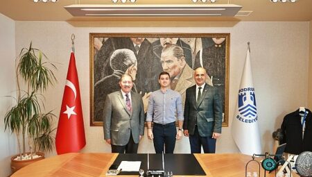 Başkan Topuz’dan Başkan Mandalinci’ye Ziyaret