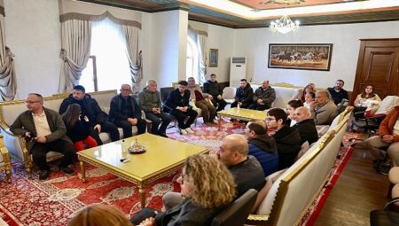 Başkanımız Rasim Arı, Vatandaşlarla ve Personelle Bayramlaştı