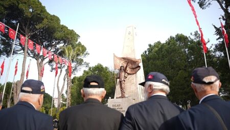 Bir milletin destanı: Çanakkale Torbalı’da anıldı