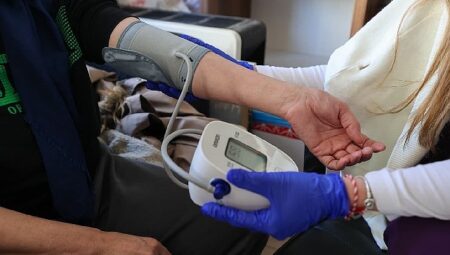 Buca’da sağlık hizmeti mahallelere geliyor