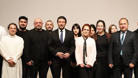 Devlet Tiyatroları Genel Müdür Yardımcısı Emre Başer’den İzmir Bakırçay Üniversitesine Ziyaret