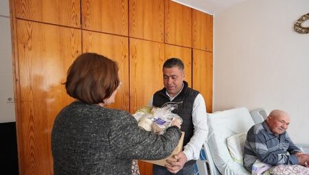 Didim’de 18 Mart’ta Şehitlikler ve Şehit Ailelerine Anlamlı Ziyaret