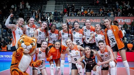 Eczacıbaşı Dynavit normal sezonu galibiyetle tamamladı