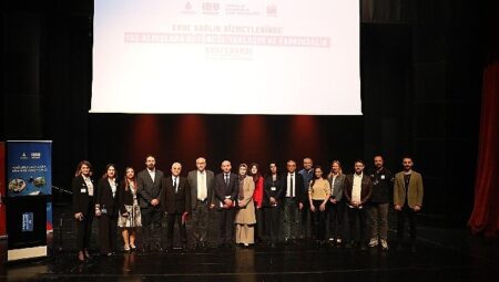 İBB’den yaşlı bakımında bütüncül yaklaşım konferansı