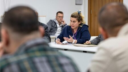 İzmir’de Romanlar için ortak akıl buluşması