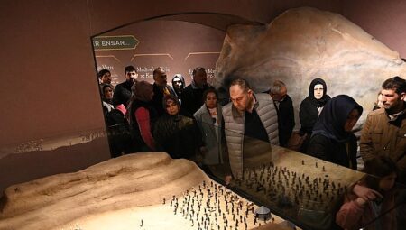 Konya Büyükşehir’in Siyer Sergisi Ramazanın Manevi İkliminde Yoğun İlgi Görüyor