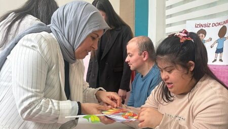 Menderes’te artı 1 farkındalık etkinliği