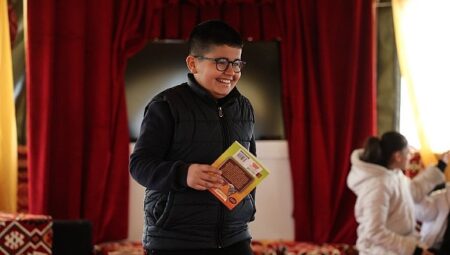 Minik Kitapseverlere Özel Söyleşi ve İmza Günü