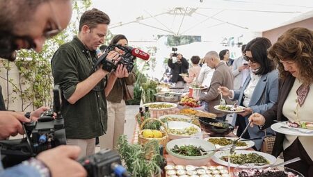 15. Uluslararası Alaçatı Ot Festivali İzmir’de tanıtıldı:  “Köklerden Dünyaya” yolculuk başlıyor