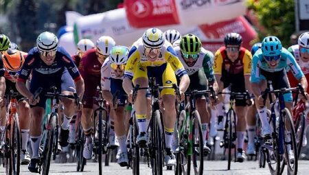 61.Cumhurbaşkanlığı Türkiye Bisiklet Turu Başladı