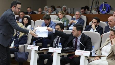 Bakırköy Belediye Meclisi’nde Seçim Heyecanı