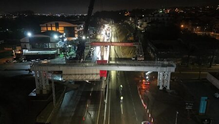 Başiskele Kavşağı’nda ‘78 tonluk’ gece mesaisi