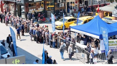 Başkan Çerçioğlu Ata Tohumlarından Üretilen Fideleri Bozdoğan’da Vatandaşlarla Buluşturdu