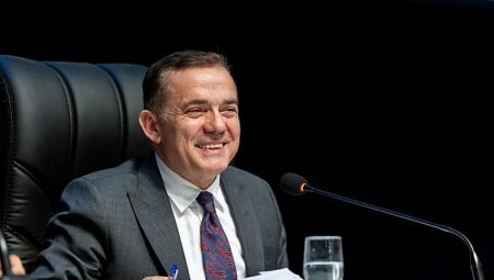 Başkan Özyiğit: “Yenişehir’de güzel izler bıraktık”