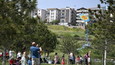 Bornova’da gökyüzü uçurtmalarla şenlenecek
