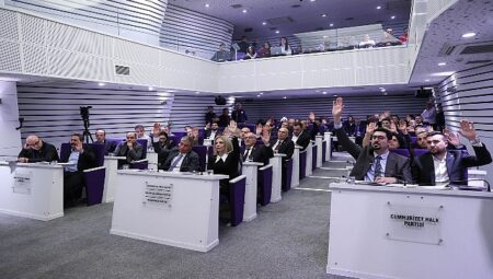Buca Belediye Başkanı Görkem Duman: “Ne eğildik, ne de bir adım geri attık”