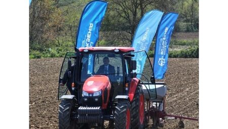 Büyükşehir tarımda da fark yaratıyor;Çiftçilere 27 milyonluk dev destek