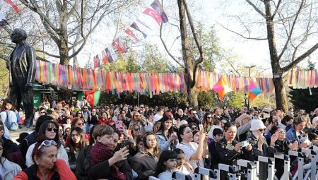 Çankayalılar 23 Nisan Çocuk Şenliği’nde Eğlendi