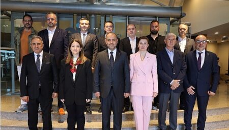 Ege Deri ve Deri Mamulleri İhracatçıları Birliğinde Halil Gündoğdu Dönemi