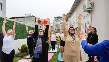 Gülşah Durbay Kadın Danışma Merkezi’nde yoga heyecanı