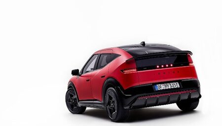 Hyundai IONIQ 3’ü Milano Tasarım Haftası’nda Tanıttı.