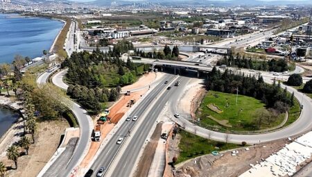İzmit sahil bağlantı kolu trafiğe kapatılıyor