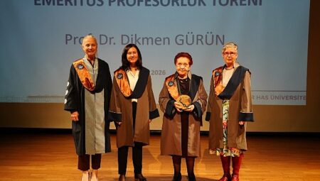 Kadir Has Üniversitesinden Prof. Dr. Dikmen Gürün’e Emeritus Unvanı