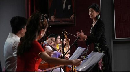 Kültürlerarası Köprü Okan’da Kuruldu: Nanjing Üniversitesi Ulusal Orkestrası Sahnedeydi