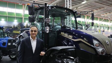 New Holland Konya Tarım Fuarı’nda Çiftçilere T580B Traktör Kazanma Şansı Sunuyor