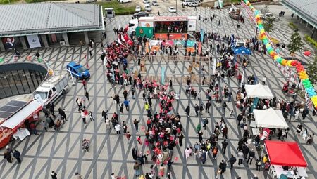 Osmangazi Belediyesi’nden Çocuklara 3 Gün Sürecek Bayram Hediyesi