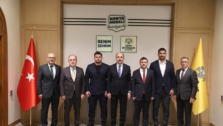 Türkiye Güreş Federasyonu Başkanı Akgül, Milli Olimpiyat Komitesi Başkanı Çakır ve Milli Güreşçi Kayaalp Başkan Altay’ı Ziyaret Etti