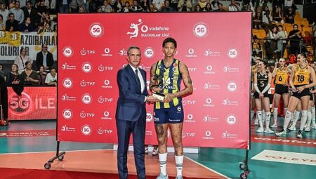 Vodafone Sultanlar Ligi Final Serisine Vargas ve Markova Damga Vurdu