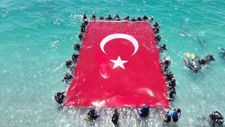 4 etaptan oluşan deniz dibi temizliği etkinliği tamamlandı