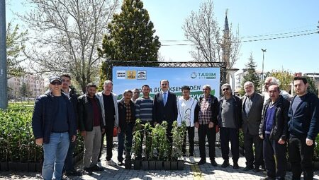 Başkan Altay: “Toprağı Emekle Yoğuran Tüm Çiftçilerimizin 14 Mayıs Dünya Çiftçiler Günü’nü Kutluyorum”