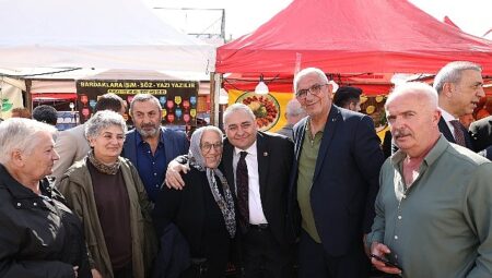Başkan Özarslan, Yöresel Lezzetler Festivali’ni Ziyaret Etti