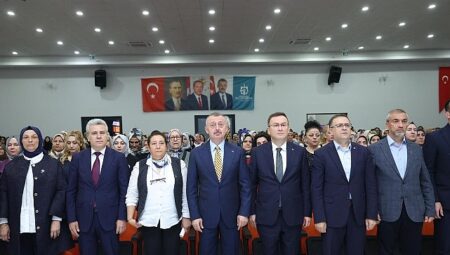 Büyükakın: “KO-MEK’te herkes kendini buluyor”