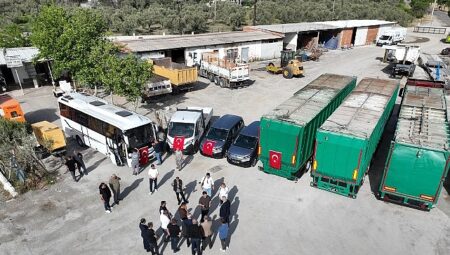 Çöp taşımada yeni dönem: 6 kamyonluk yük tek seferde taşınacak