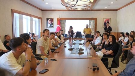 Erasmus öğrencileri Kemer Belediyesi’nde