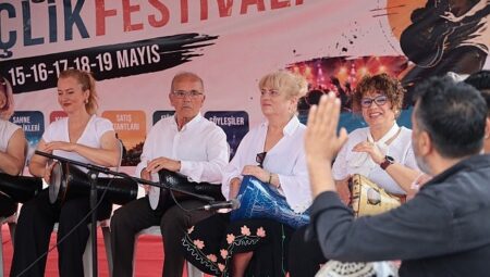Karşıyaka 19 Mayıs’ı festival coşkusuyla kutladı!