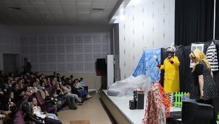 Kartepe’de Minikler “Çılgın Mucit Amca” ile Bilim Yolculuğuna Çıktı