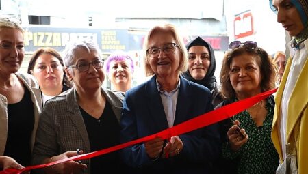 Maltepe’de kadın emeği sergileri devam ediyor