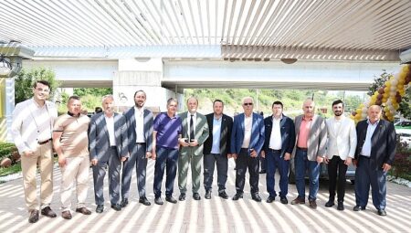 “Nehir Cafe Kahve Evim” Geyve’de Hizmete Açıldı