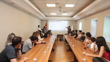 Nilüfer’in yeşil enerji vizyonu Avrupalı gençlere anlatıldı