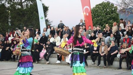 Osmangazi’de Baharın Müjdesi ‘Hıdırellez’ Coşkuyla Kutlandı