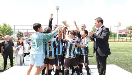 Osmangazi’de Çocuk Olimpiyatları Nefes Kesen Yarışlara Sahne Oldu